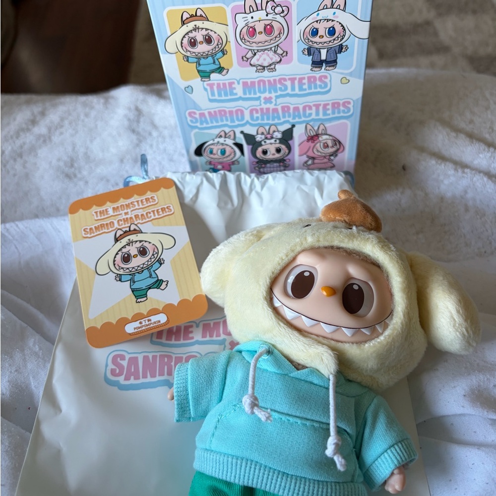 Sanrio x Labubu Pompompurin Monsters Plush Brand New China Exclusive Pop Mart